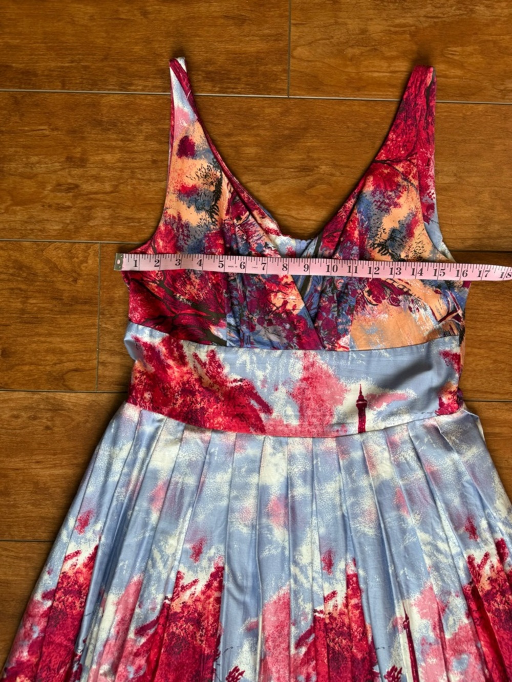 š Retrospecād Elizabeth in Gay Pari Retro Spring Summer Dress - Picture 11 of 13